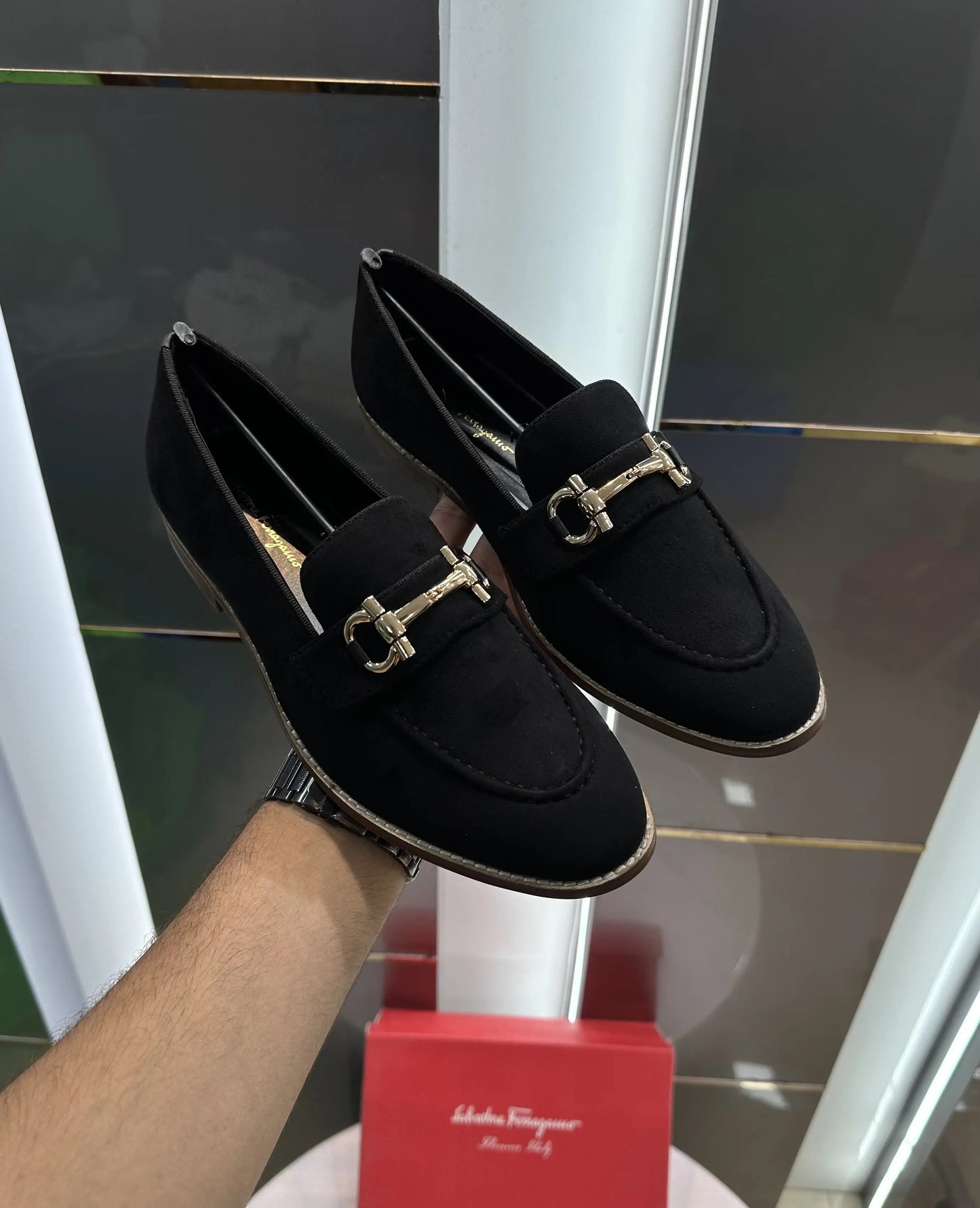 Salvatoree_Feragamo Black Premium Wooden Sole Formal Loafer