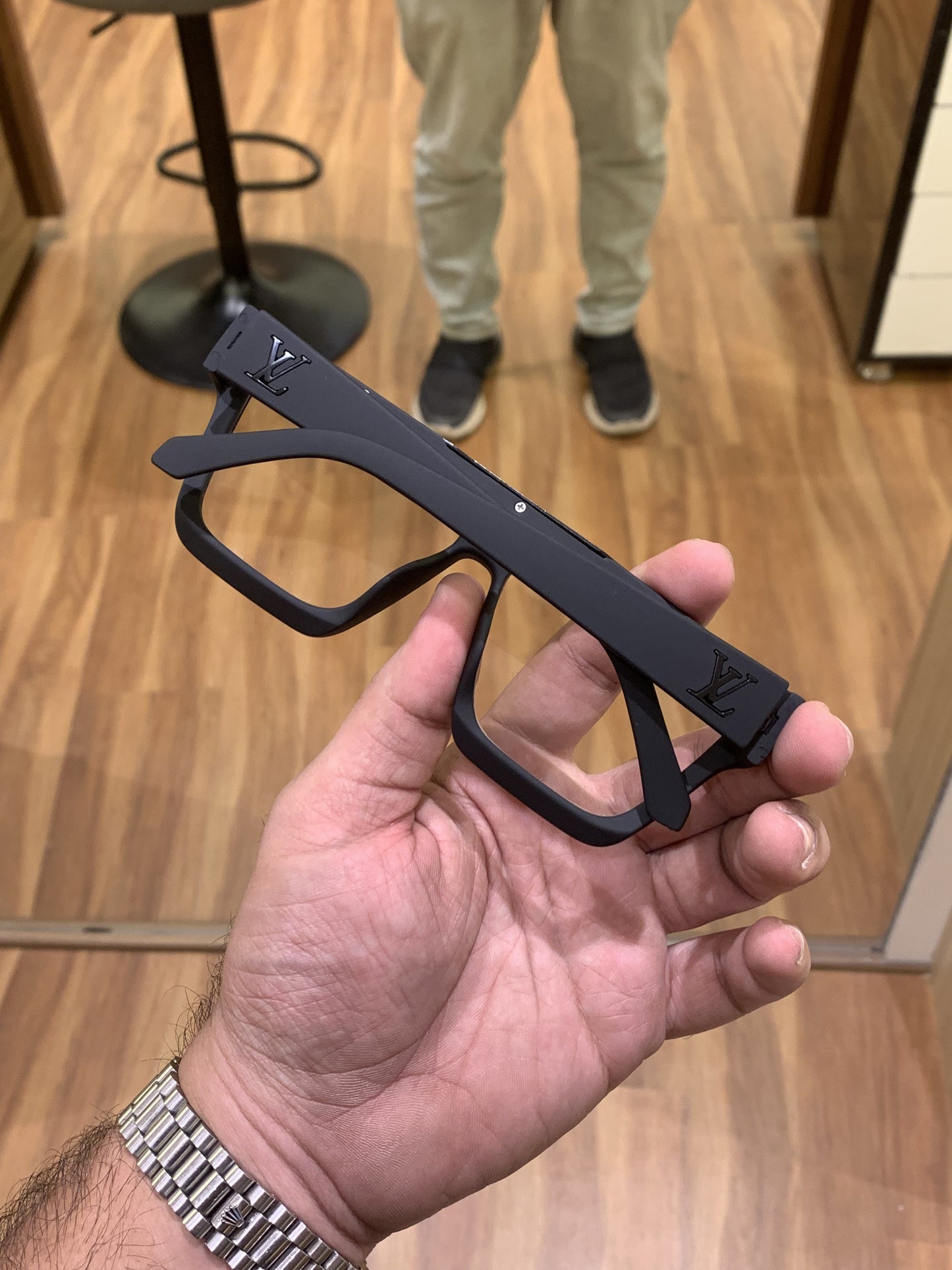 L_V Square Evidence 1502 Black Plano Frame