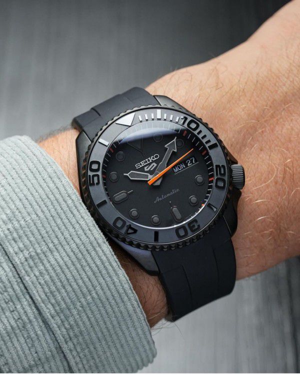 seeiko 5 premium luxury black smooth movement mens watch