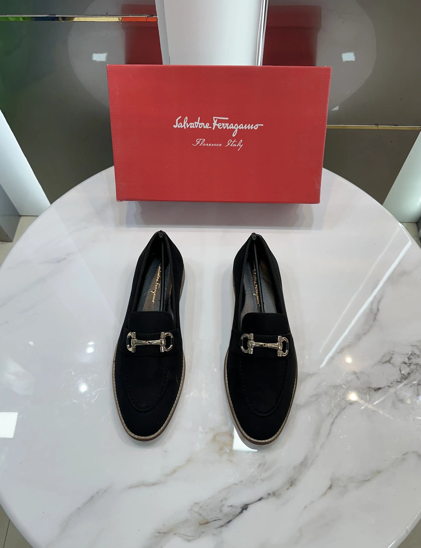 Salvatoree_Feragamo Black Premium Wooden Sole Formal Loafer
