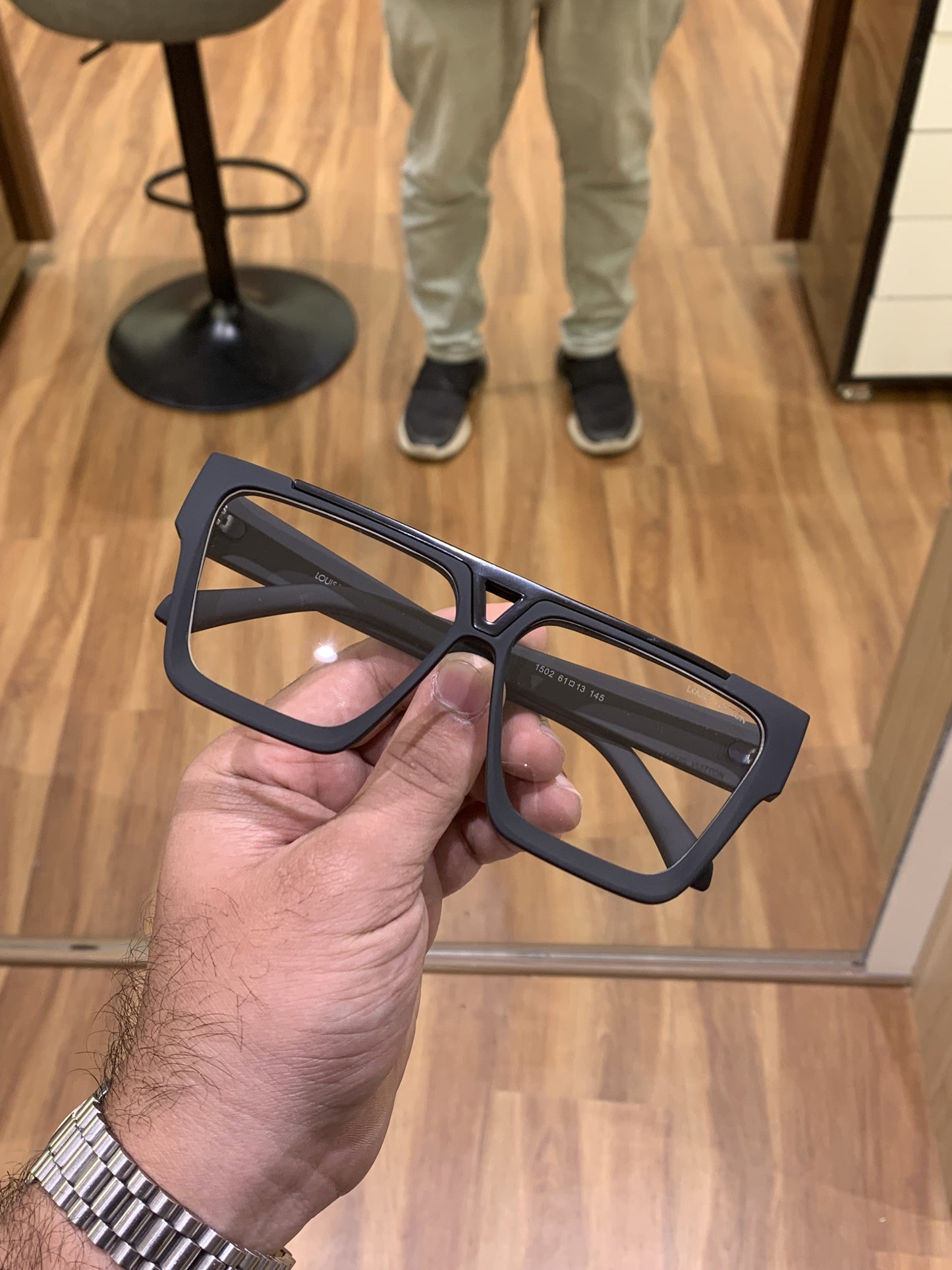 L_V Square Evidence 1502 Black Plano Frame