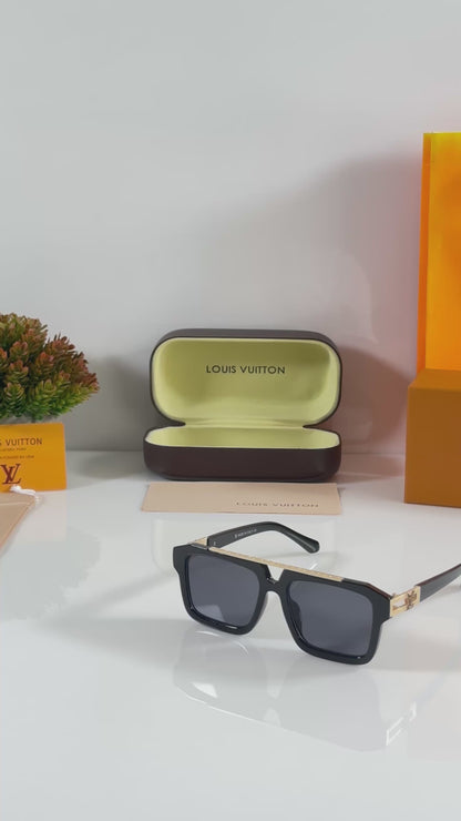 L_V Square 121 Gold Black Sunglass