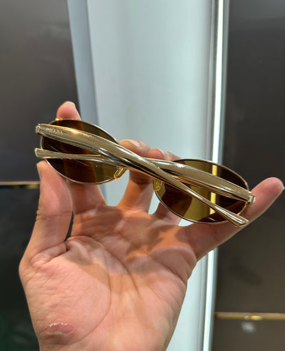 Luxury Stylish Praada UV Protected Sunglass With Complete Box Packaging