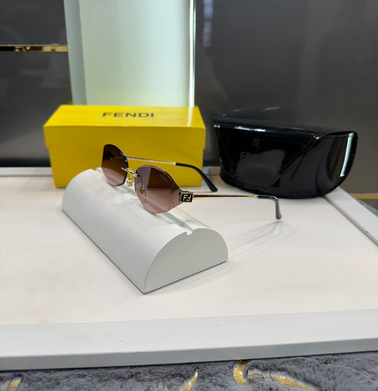 Luxury Stylish Fendii Sunglass With Complete Box Packing